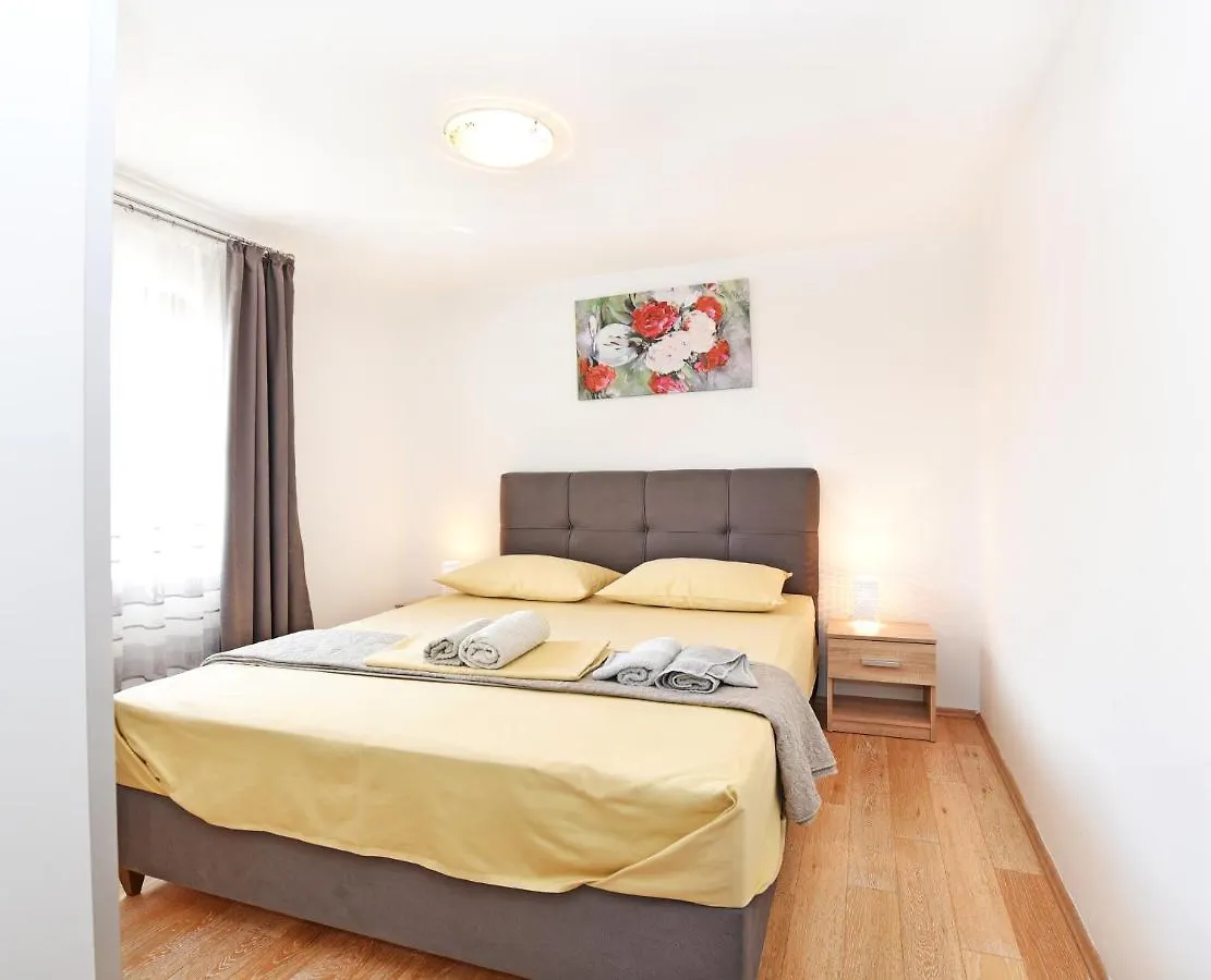 Apartments Mirasol Umag 0*,  Horvátország