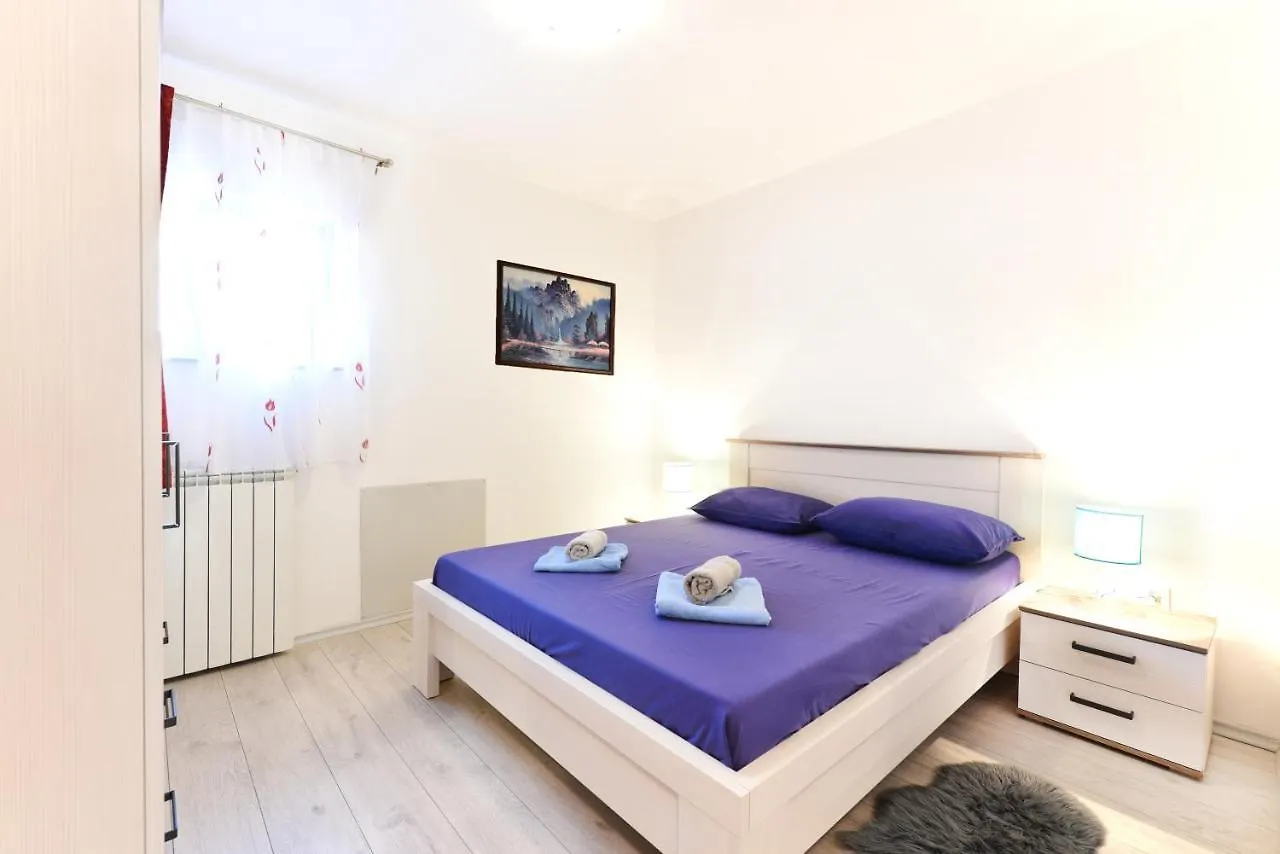Apartments Mirasol Umag 0*,  Croatia