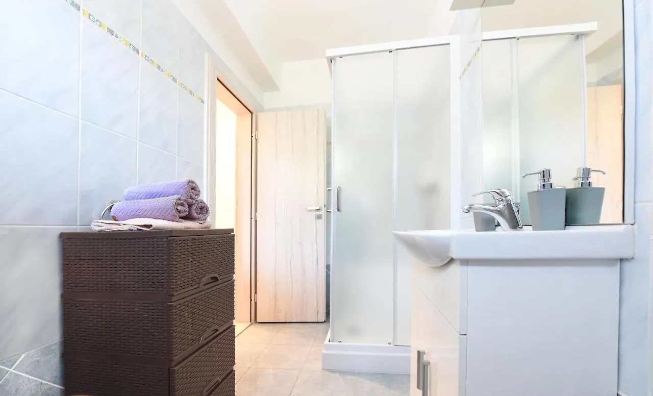 Apartments Mirasol Umag 0*,  Croatia