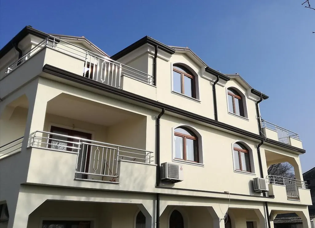 Apartments Mirasol contacts